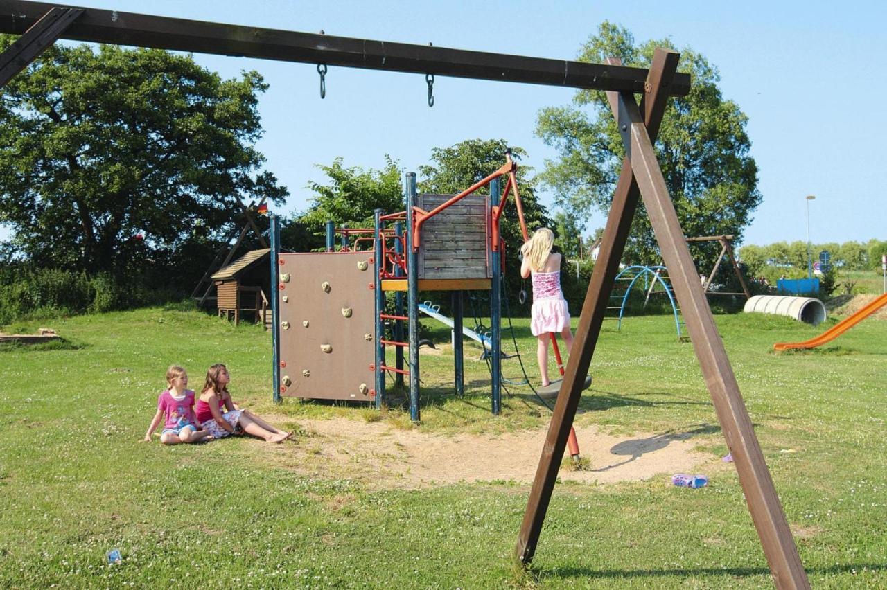 Holiday Complex Schuldt, Behrensdorf Exterior photo